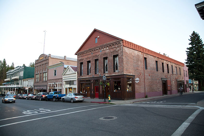 The Flagg Bldg in Nevada City circa 2016